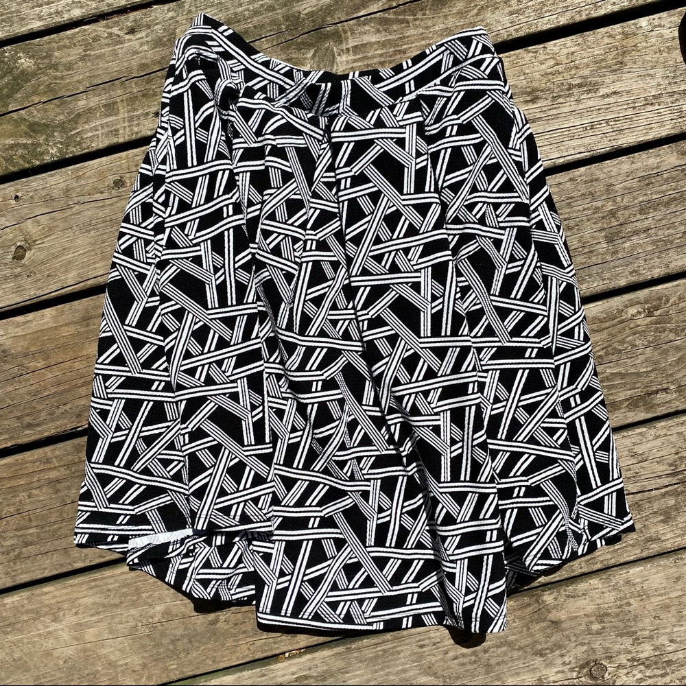 NWT LuLaRoe Madison Skirt